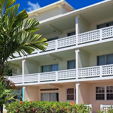 Melrose Beach Apartments Inc Бриджтаун Екстериор снимка