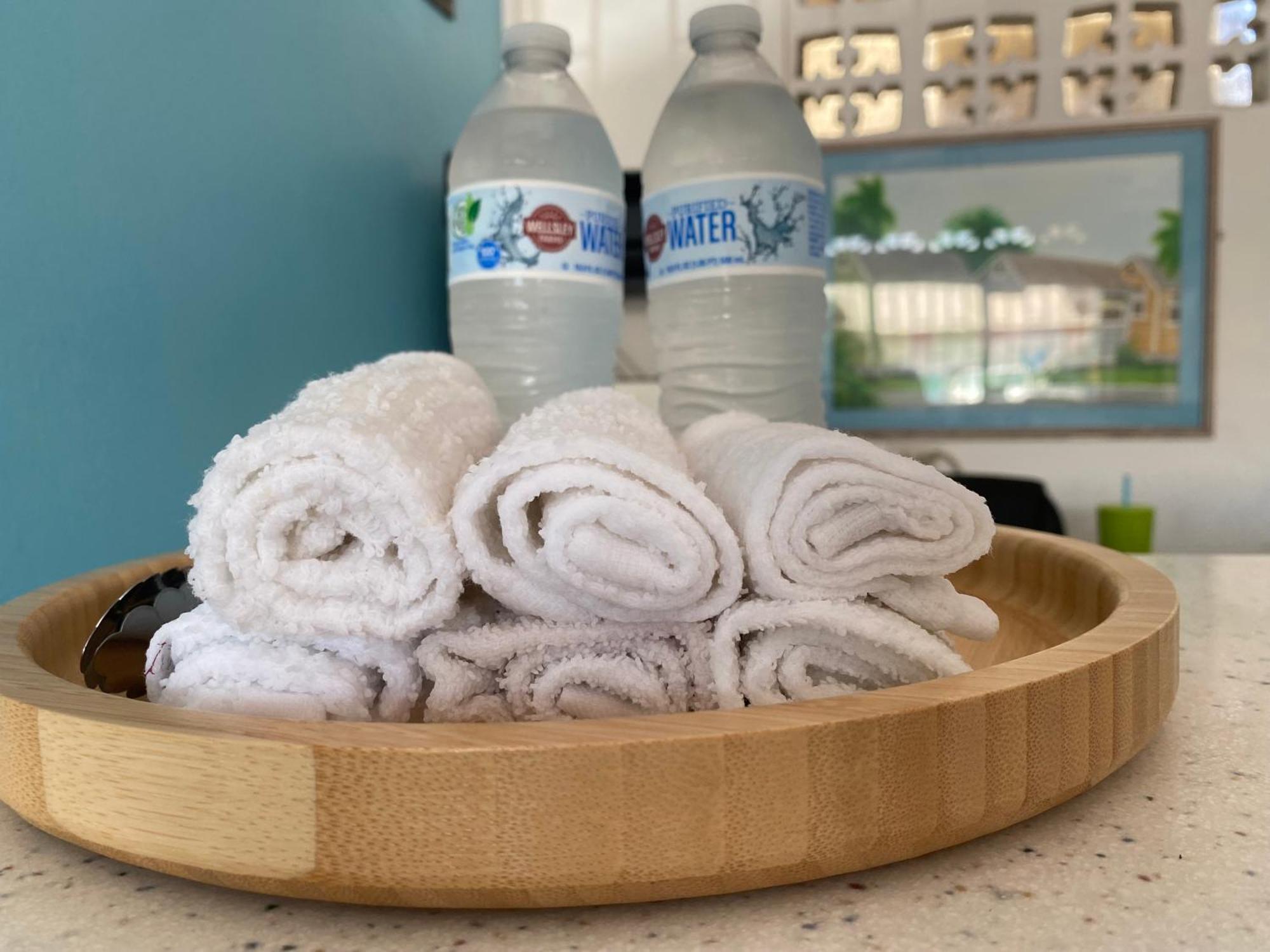 Melrose Beach Apartments Inc Бриджтаун Екстериор снимка